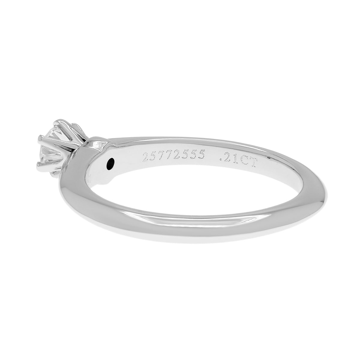 Tiffany & Co. Platinum 0.21 Carat Diamond Solitaire Engagement Ring Designer Jewellery Tiffany and Co