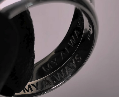 Jewellery engraving service at Modaselle