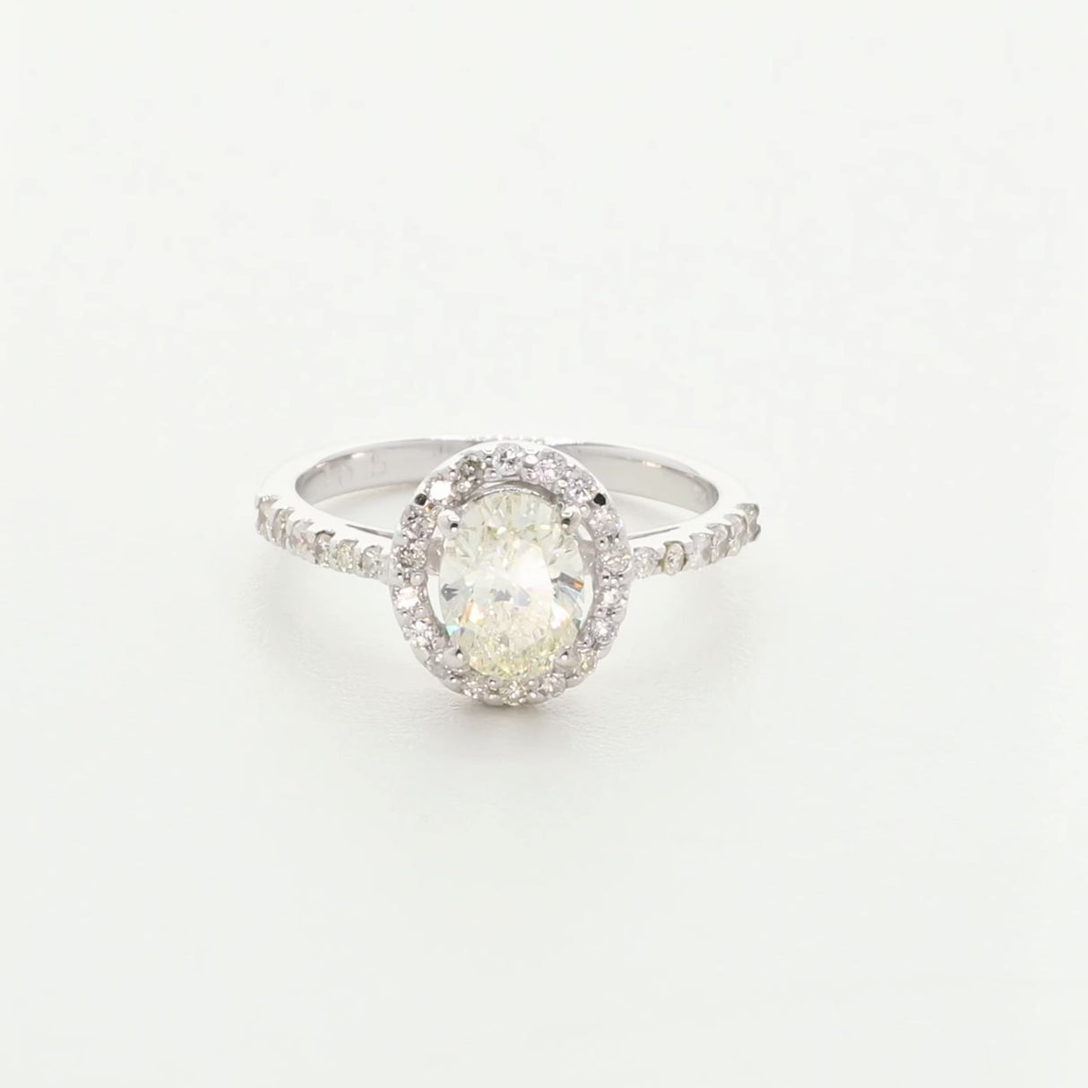 18K White Gold 1.05 Carat Oval Diamond Ring Fine Jewellery Modaselle