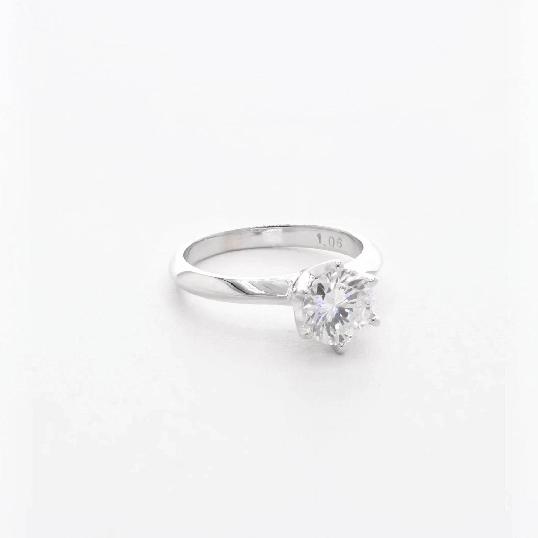 18K White Gold 1.06 Carat Diamond Coronet Solitaire Ring Fine Jewellery Modaselle