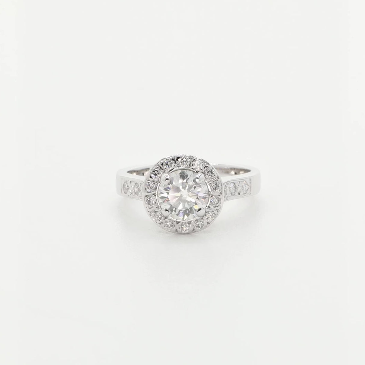 19K White Gold 0.68 Carat Diamond Halo Ring Fine Jewellery Modaselle