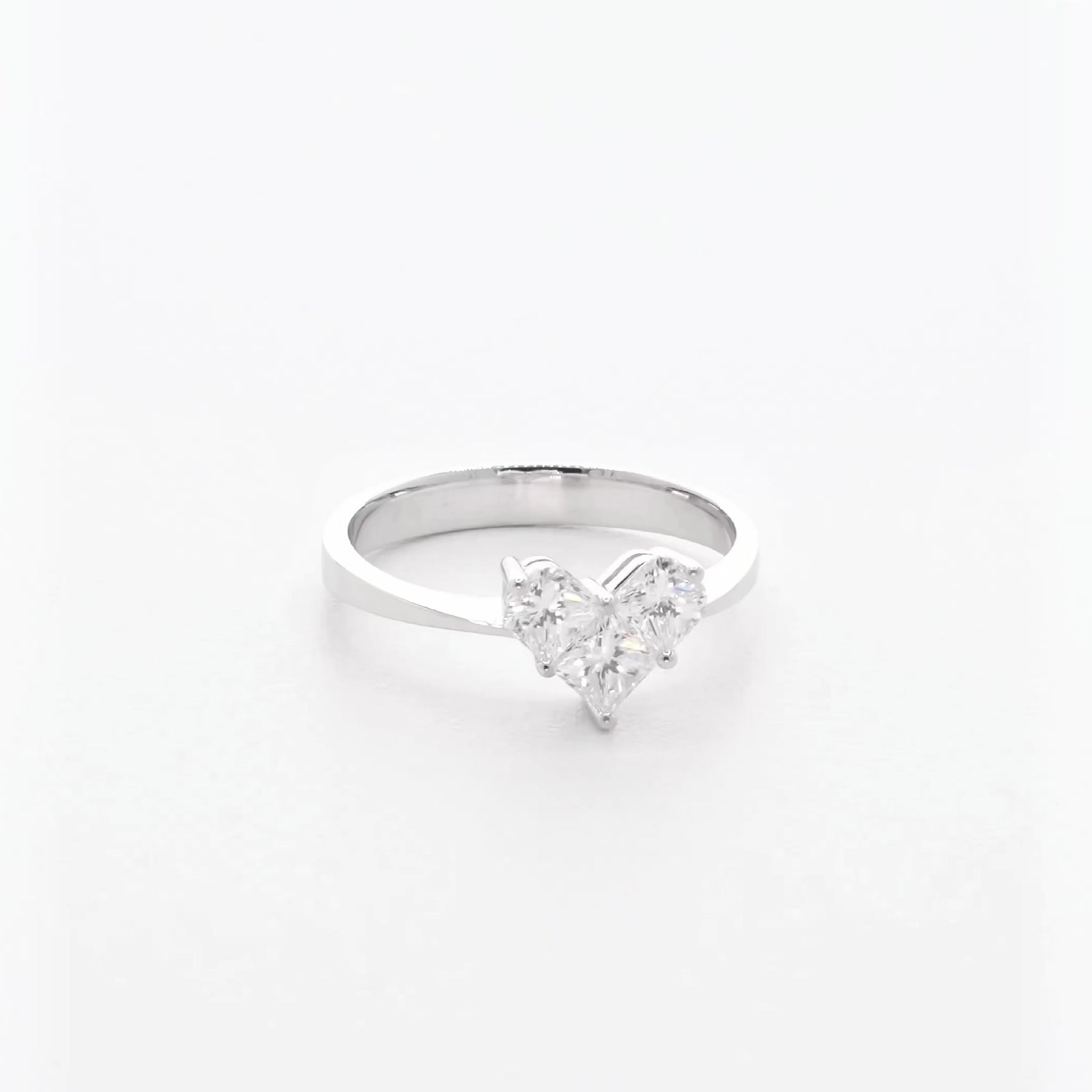 18K White Gold 0.77 Carat Diamond Heart Ring Fine Jewellery Modaselle