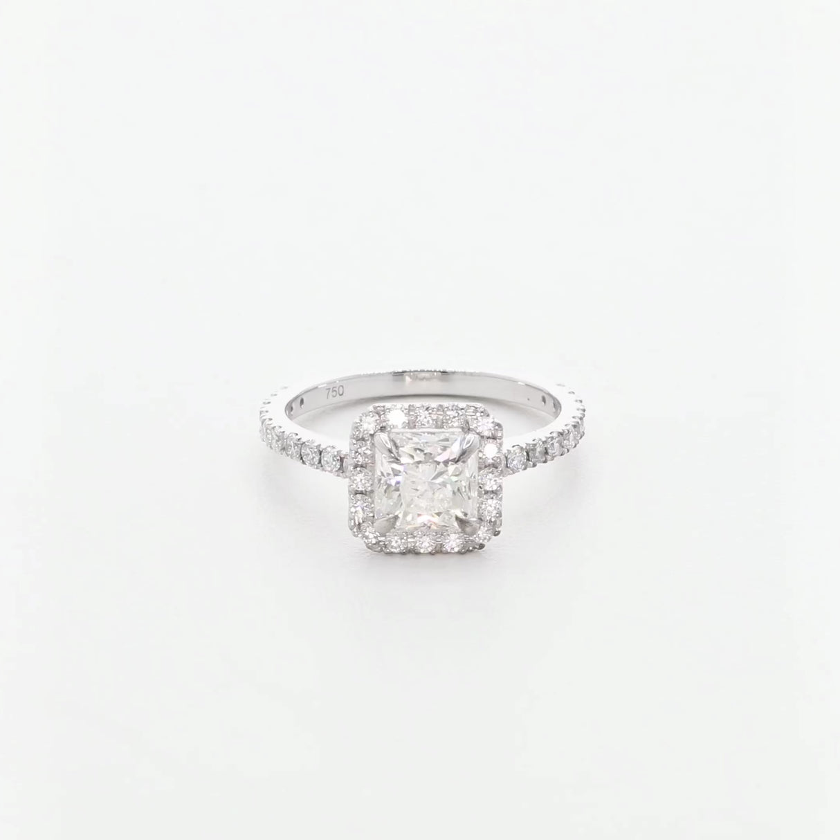 18K White Gold 1.18 Carat Radiant Cut Diamond Ring Fine Jewellery Modaselle