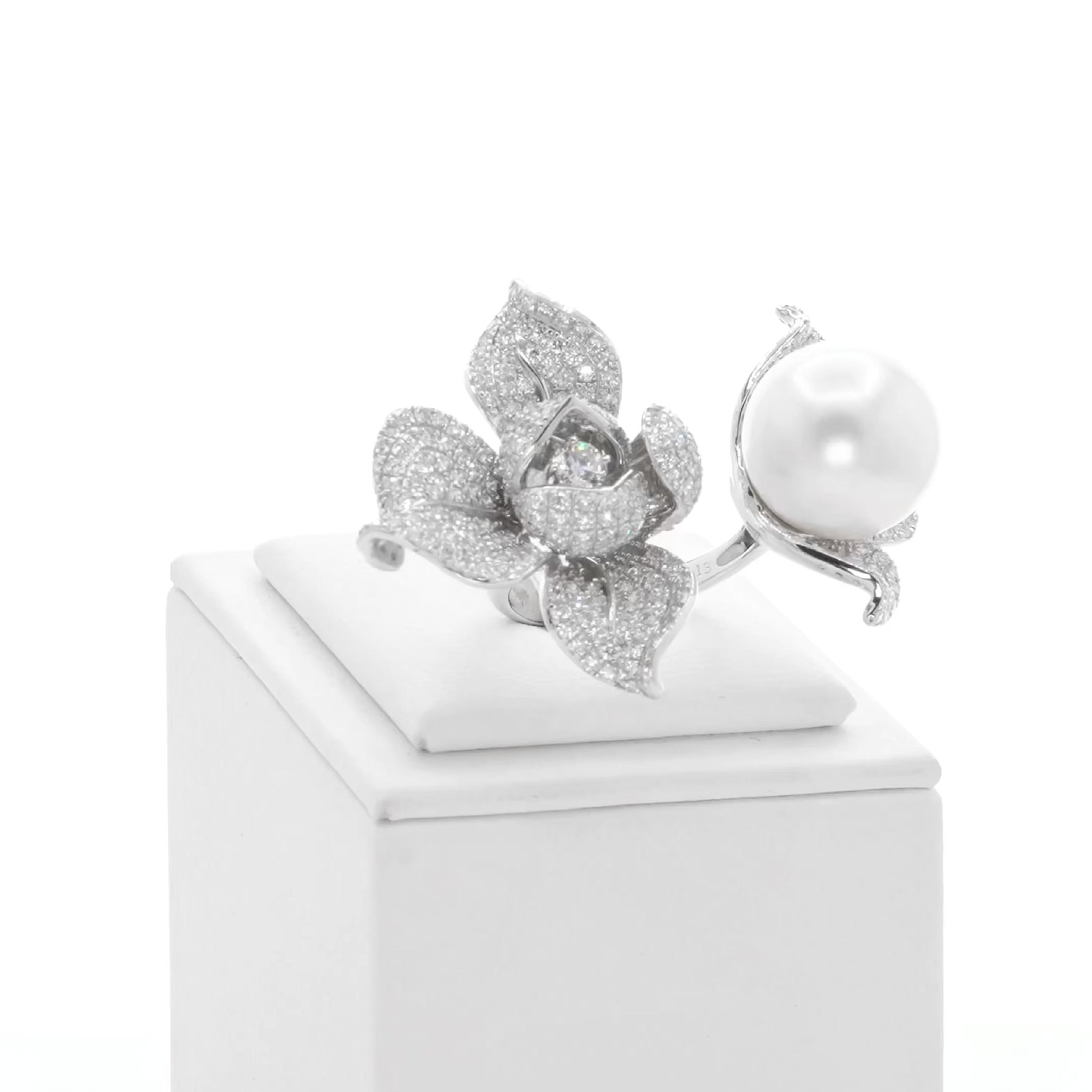 18K White Gold South Sea Pearl Diamond Blossom Ring Fine Jewellery Modaselle