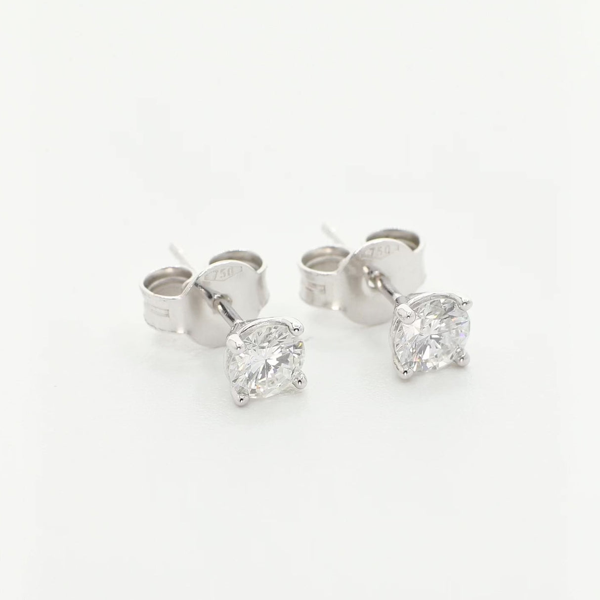 18K White Gold 0.61 Carat Diamond Stud Earrings Fine Jewellery Modaselle