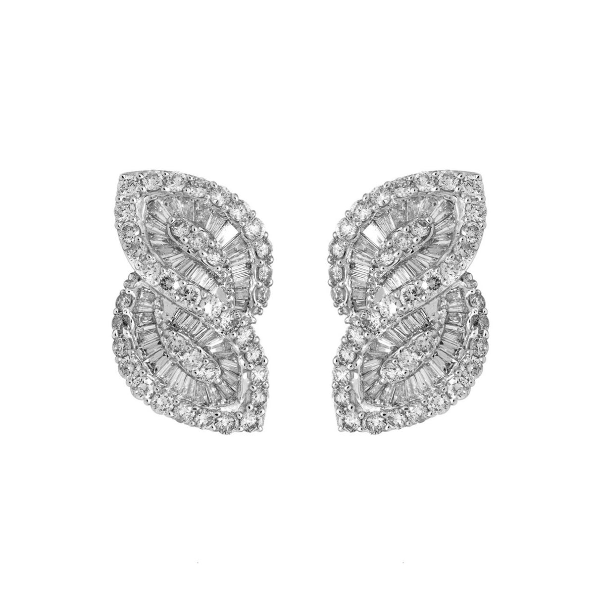 18K White Gold 3.08 Carat Diamond Baguette Earrings