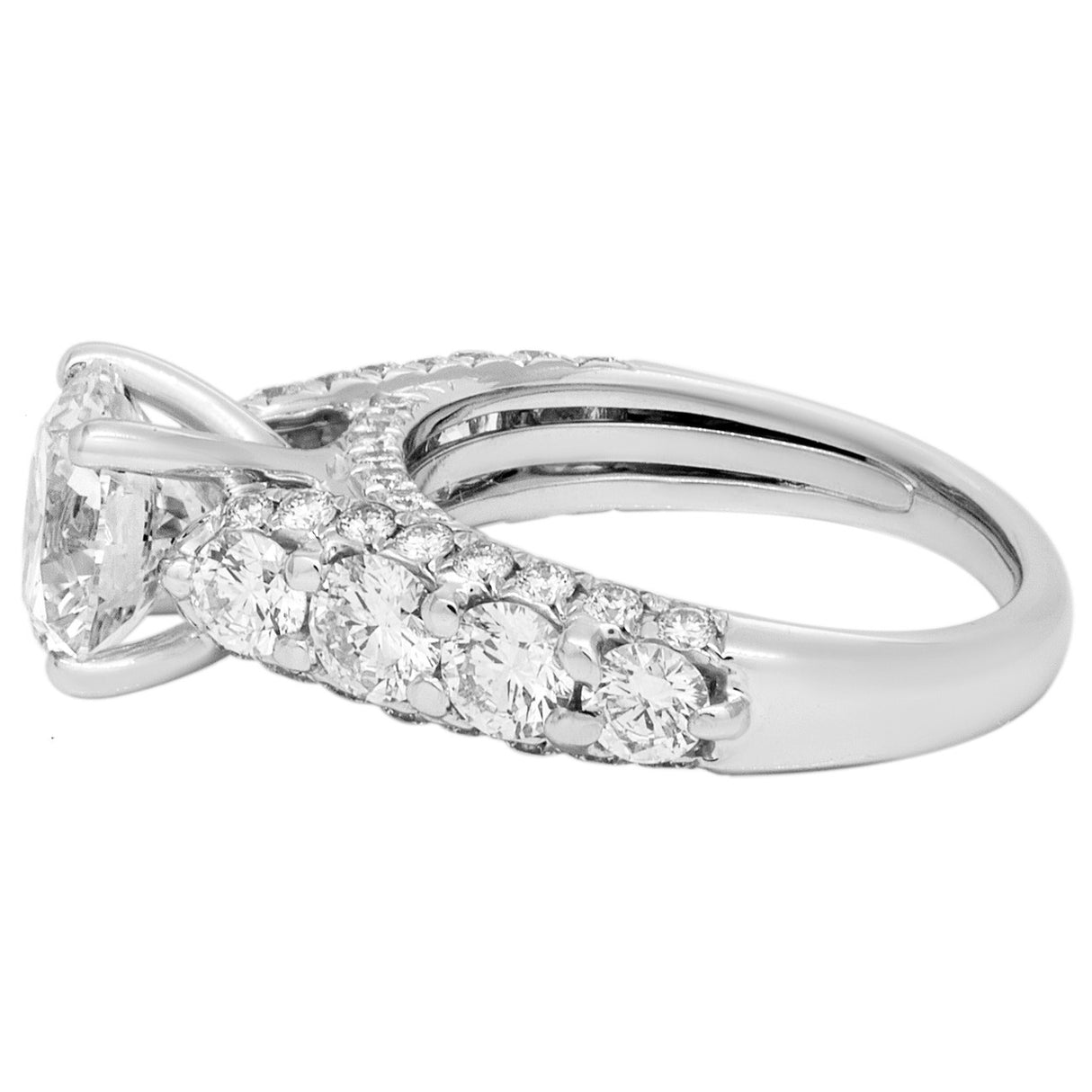 18K White Gold 1.56 Carat Diamond Ring